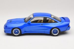 Opel Manta B Blau Metallic MCG 1:18 MCG18258 Metall – Bild 3 von 6
