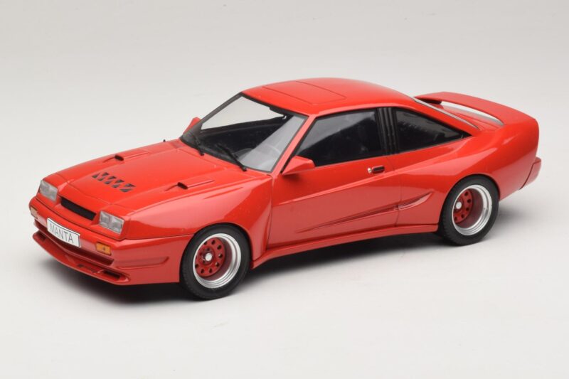 Opel Manta B Rot MCG 1:18 Opel Manta B Rot MCG 1:18 MCG18382 Metall