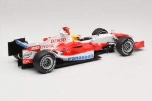 Panasonic Toyota Racing TF106 #12 R. Schumacher Presentation 2006 Minichamps 1:18 AM59553G Metall – Bild 2 von 6