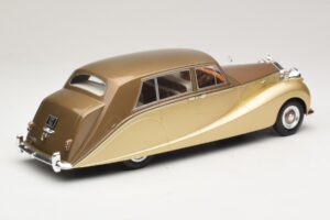 Rolls-Royce Silver Wraith Empress by Hooper Braun & Gold MCG 1:18 MCG18000 Metall – Bild 2 von 6