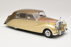 Rolls-Royce Silver Wraith Empress by Hooper Braun & Gold MCG 1:18 MCG18000 Metall – Bild 4 von 6