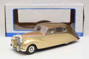 Rolls-Royce Silver Wraith Empress by Hooper Braun & Gold MCG 1:18 MCG18000 Metall – Bild 6 von 6