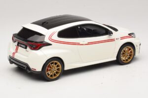 Toyota GR Yaris TGR Italy Limitierte Auflage Pure White Otto 1:18 OT1183 Resin – Bild 2 von 6