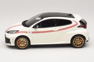 Toyota GR Yaris TGR Italy Limitierte Auflage Pure White Otto 1:18 OT1183 Resin – Bild 3 von 6