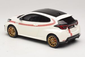 Toyota GR Yaris TGR Italy Limitierte Auflage Pure White Otto 1:18 OT1183 Resin – Bild 5 von 6