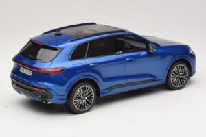 Audi SQ5 FY TFSI Ultra Blau Otto 1:18 OT1281 Resin – Bild 2 von 6