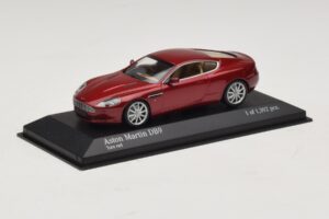 Aston Martin DB9 Rot Metallic Minichamps 1:43 400137340 Metall – Bild 2 von 4