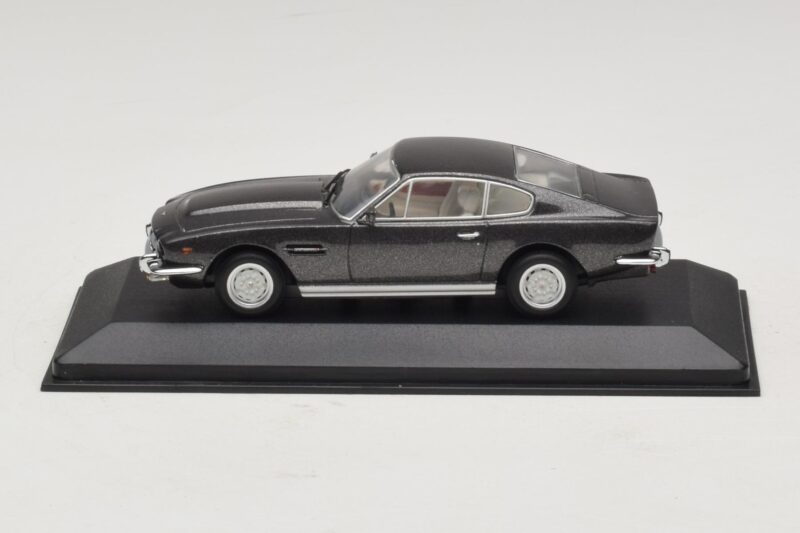 Aston Martin DBS On Her Majesty's Secret Service Ersatzverpackung Minichamps 1:43 Aston Martin DBS On Her Majesty's Secret Service Ersatzverpackung Minichamps 1:43 436137600-R1 Metall