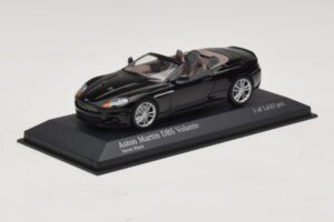 Aston Martin DBS Volante Schwarz Metallic Minichamps 1:43 400137930 Metall – Bild 2 von 4