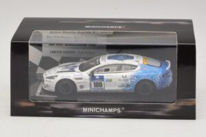 Aston Martin Rapide S #100 Bez / Schubauer 24 Hours of Nurburgring 2013 Minichamps 1:43 437131300 Metall – Bild 5 von 5