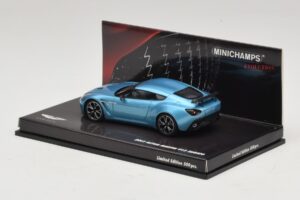 Aston Martin V12 Zagato Alba Blue Minichamps 1:43 437137222 Metall – Bild 3 von 5