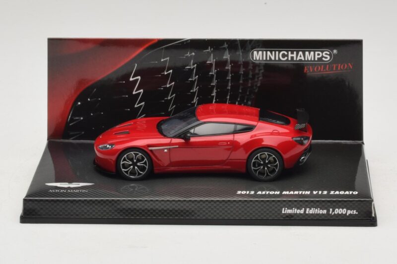 Aston Martin V12 Zagato Rot Minichamps 1:43 437137220 Metall