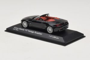 Aston Martin V8 Vantage Roadster Schwarz Metallic Minichamps 1:43 400137431 Metall – Bild 3 von 4