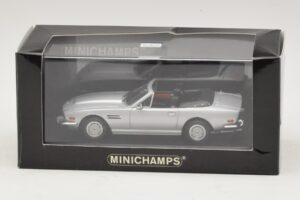 Aston Martin V8 Volante Silber Minichamps 1:43 400137601 Metall – Bild 4 von 4