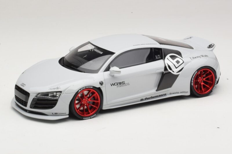 Audi R8 42 Liberty Walk Weiss GT Spirit 1:18 GT325 Resin
