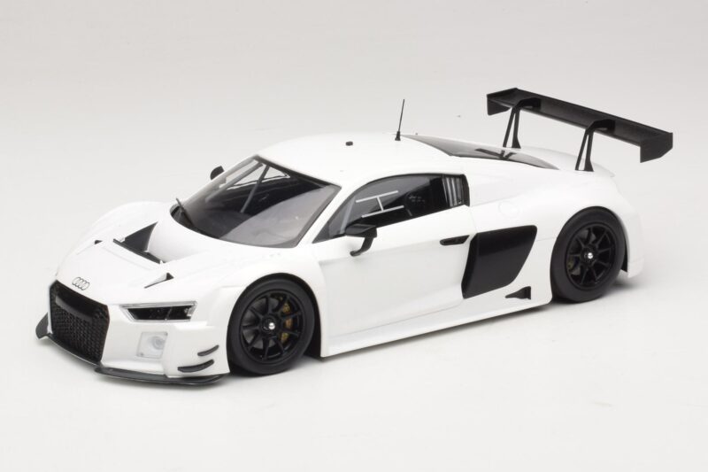 Audi R8 LMS Ultra Weiss 2015 Minichamps 1:18 153151100 Metall