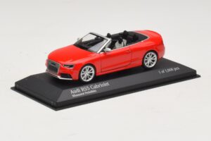 Audi RS5 B8 Cabriolet Rot Minichamps 1:43 410011230 Metall – Bild 2 von 4