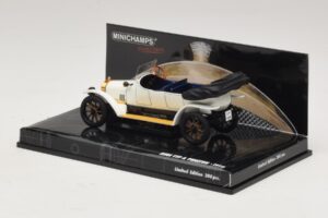 Audi Typ A Phaeton Weiss Blau Minichamps 1:43 437019032 Metall – Bild 3 von 5