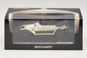 Audi Typ A Phaeton Weiss Blau Minichamps 1:43 437019032 Metall – Bild 5 von 5