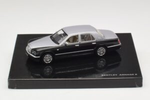 Bentley Arnage R Silber Minichamps 1:43 Bentley Arnage R Silber Minichamps 1:43 BL387 Metall