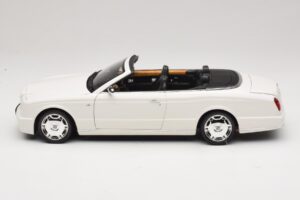 Bentley Azure Glacier White Ersatzverpackung Minichamps 1:18 100139502-R1 Metall – Bild 4 von 8