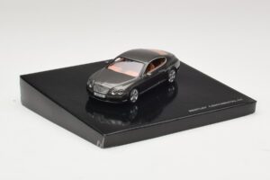 Bentley Continental GT Cypress Green Minichamps 1:43 BL312 Metall – Bild 2 von 4