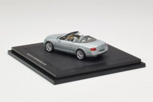 Bentley Continental GTC Light Grey Metallic Minichamps 1:43 BL907 Metall – Bild 2 von 4
