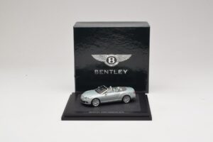 Bentley Continental GTC Light Grey Metallic Minichamps 1:43 BL907 Metall – Bild 3 von 4