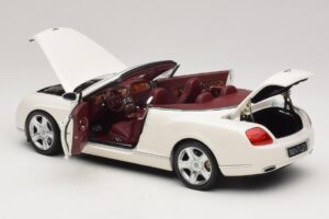 Bentley Continental GTC Weiss Ersatzverpackung Minichamps 1:18 100139032-R1 Metall – Bild 5 von 8