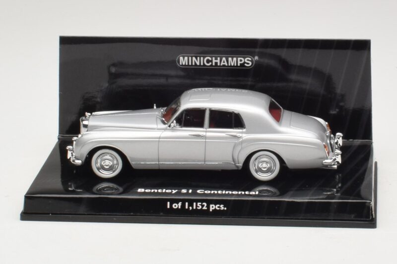 Bentley S1 Continental Silber Minichamps 1:43 436139552 Metall