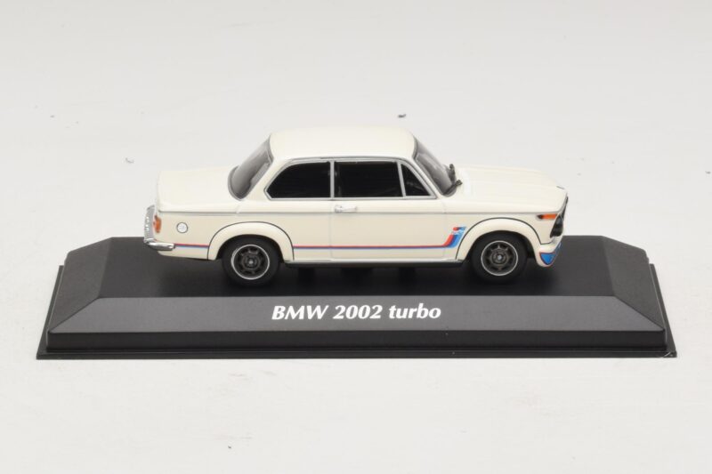 BMW 2002 Turbo Weiss Maxichamps 1:43 940022201 Metall