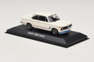 BMW 2002 Turbo Weiss Maxichamps 1:43 940022201 Metall – Bild 3 von 4