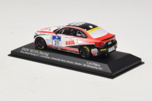 BMW M235i Team Mathol Racing #311 Scherfeld / Duve 24 Hours of Nurburgring 2015 Minichamps 1:43 437152511 Metall – Bild 3 von 4