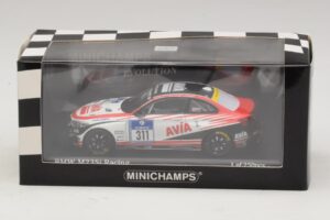 BMW M235i Team Mathol Racing #311 Scherfeld / Duve 24 Hours of Nurburgring 2015 Minichamps 1:43 437152511 Metall – Bild 4 von 4