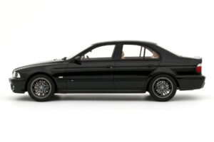 BMW M5 E39 Black Sapphire Metallic Otto 1:18 OT1338 Resin – Bild 3 von 4