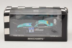 BMW Z4 GT3 Vita4One #18 Goransson / Klingmann 24 Hours of Nürburgring 2012 Minichamps 1:43 437122918 Metall – Bild 4 von 4