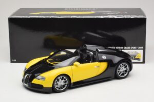 Bugatti Veyron Grand Sport Black Lemon Minichamps 1:18 100110831 Metall – Bild 8 von 8