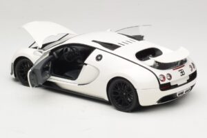Bugatti Veyron Super Sport Weiss Minichamps 1:18 100110844 Metall – Bild 5 von 8
