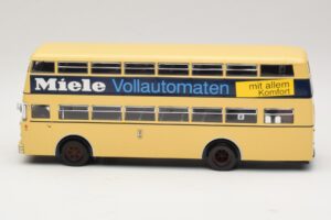 Bussing D2U Heckturen Miele Minichamps 1:43 439071086 Metall – Bild 3 von 6