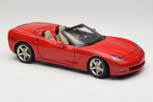 Chevrolet Corvette C6 Cabriolet Rot AUTOart 1:18 71221 Metall – Bild 6 von 8