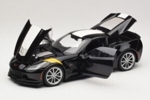 Chevrolet Corvette C7 Grand Sport Schwarz mit Weissen Streifen AUTOart 1:18 71273 Komposit – Bild 2 von 8