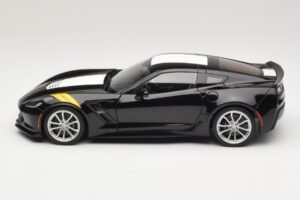 Chevrolet Corvette C7 Grand Sport Schwarz mit Weissen Streifen AUTOart 1:18 71273 Komposit – Bild 4 von 8