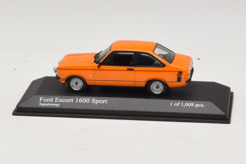 Ford Escort 1600 Sport Mk2 Orange Minichamps 1:43 Ford Escort 1600 Sport Mk2 Orange Minichamps 1:43 400084471 Metall