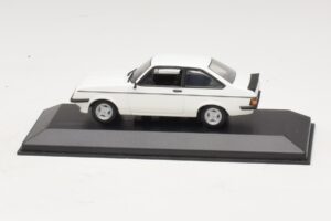 Ford Escort Mk1 TC Weiss Minichamps 1:43 400081070 Metall