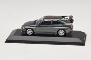 Ford Escort RS Cosworth Dunkelgrün Metallic Minichamps 1:43 430086300 Metall