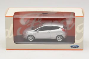 Ford Fiesta Mk7 Moondust Silver Metallic Minichamps 1:43 403088003 Metall – Bild 4 von 4