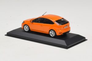 Ford Focus ST Mk2 Electric Orange Minichamps 1:43 400087302 Metall – Bild 3 von 4