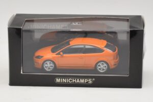 Ford Focus ST Mk2 Electric Orange Ersatzverpackung Minichamps 1:43 400087302-R1 Metall – Bild 4 von 4