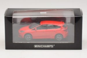 Ford Focus ST Mk3 Rot Minichamps 1:43 410081001 Metall – Bild 4 von 4