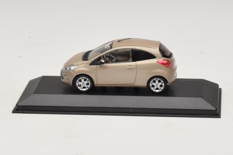 Ford Ka Mk2 Bronze Metallic Minichamps 1:43 Ford Ka Mk2 Bronze Metallic Minichamps 1:43 FORD007 Metall